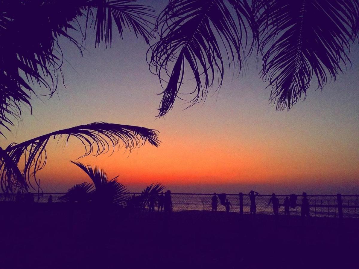 Ceylonica Beach Hotel Negombo Esterno foto